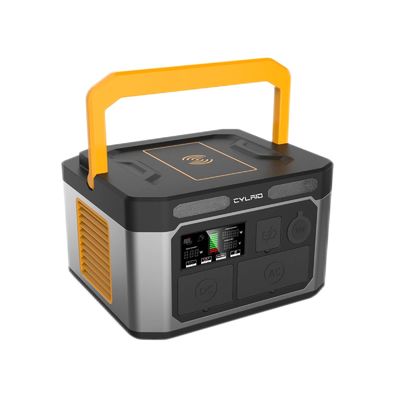 AC Output Voltage 110V / 220V 2000W Portable Solar Power Station For Camping And Home