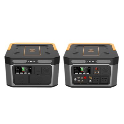 AC Output Voltage 110V / 220V 2000W Portable Solar Power Station For Camping And Home